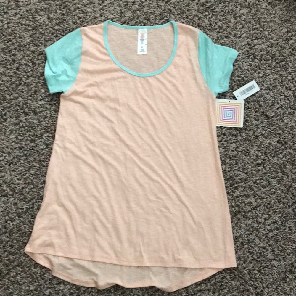 Lula Roe tee
